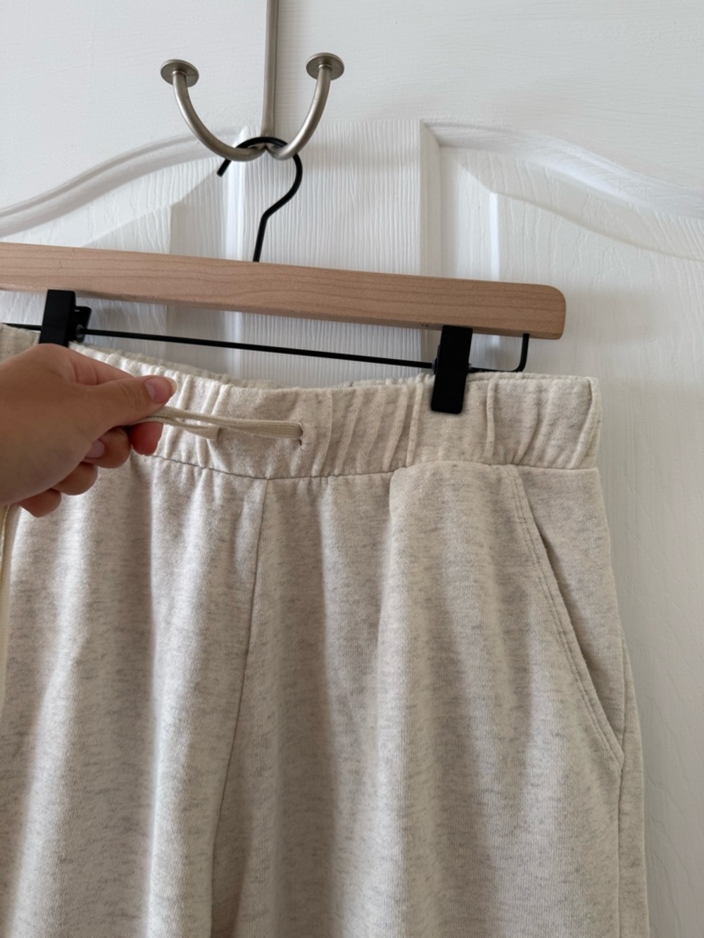 Colsie Cream Elastic Cargo Sweatpants - Picture 2 of 5